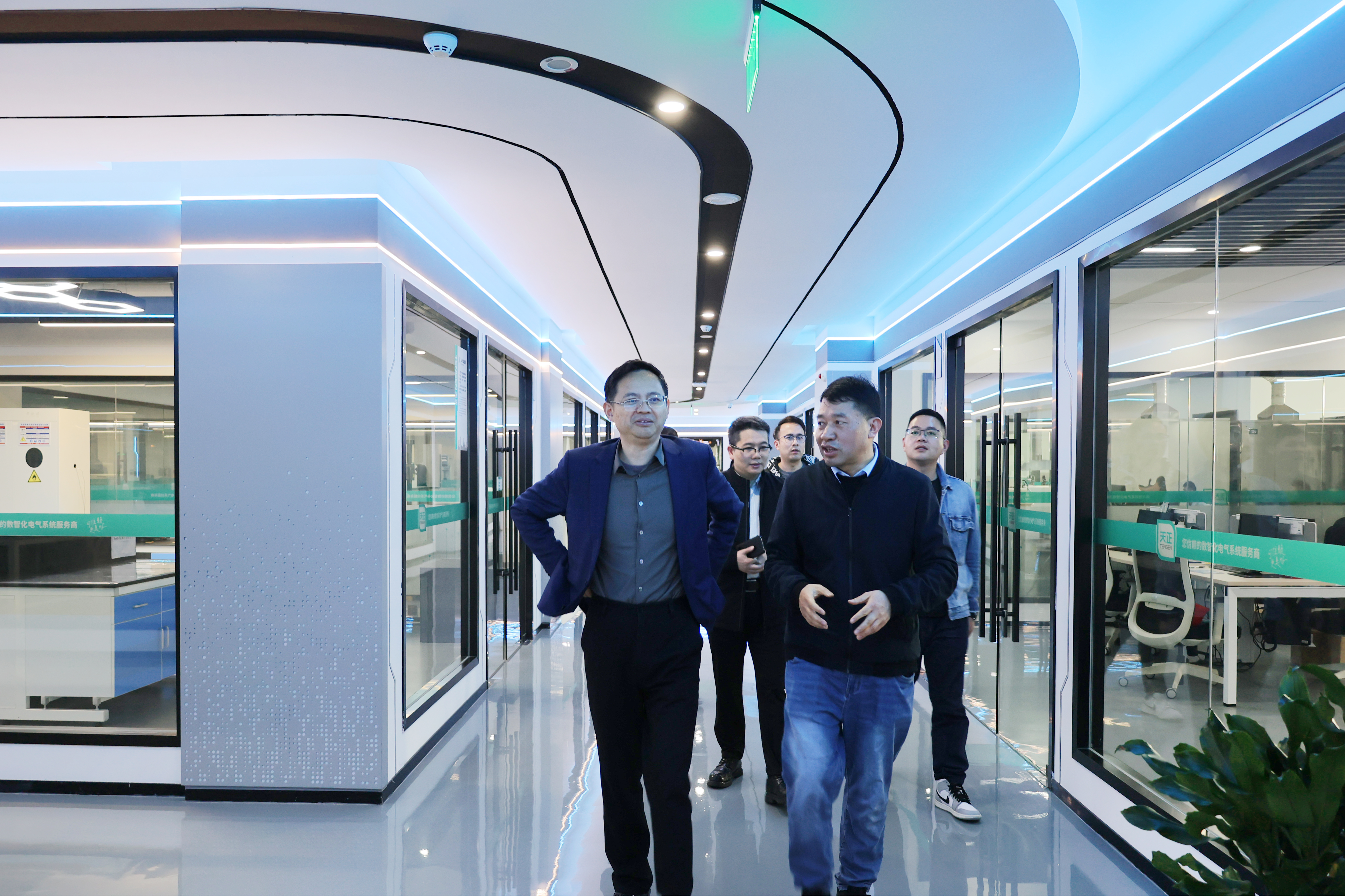 EG9A9113.JPG EG9A9113.JPG